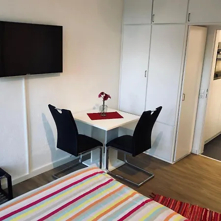 Am Stadtwald, 24h Check-in